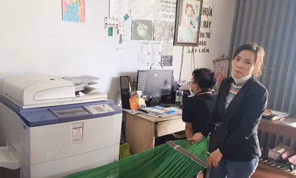 Triệt phá đường dây làm giấy tờ giả quy mô lớn