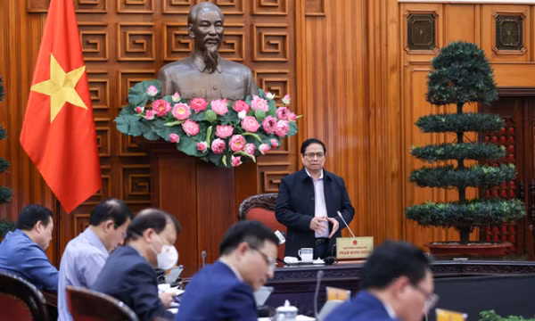 Bảo đảm độc lập, tự chủ và cân đối về năng lượng trong bất cứ hoàn cảnh nào