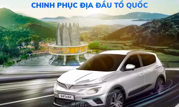 Chủ xe VF e34 háo hức với hành trình 100 xe điện chinh phục địa đầu cực Đông Bắc Tổ quốc 