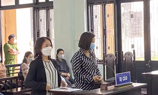 Nữ nhân viên bệnh viện lừa chạy việc, chiếm đoạt tiền của 102 người