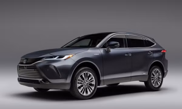 Hyundai SantaFe 'điêu đứng' trước mẫu xe đẹp mê mẩn: Giá 770 triệu, có điểm chung với Toyota Camry