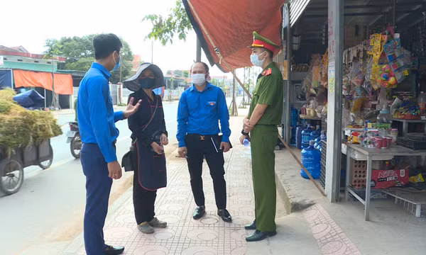 Tuổi trẻ tích cực giữ gìn trật tự an toàn giao thông