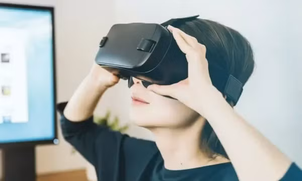 Kính thực tế ảo VR có hại cho mắt của bạn không?