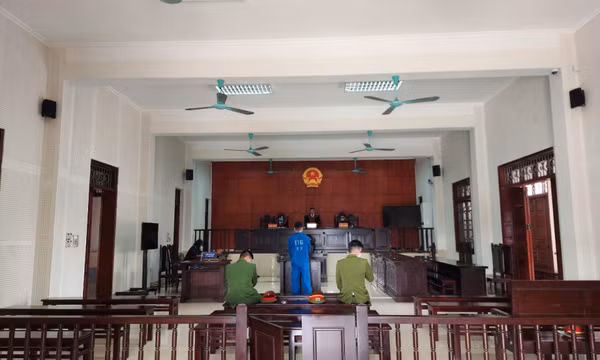 Giữ nguyên án sơ thẩm đối với kẻ gây rối trật tự công cộng