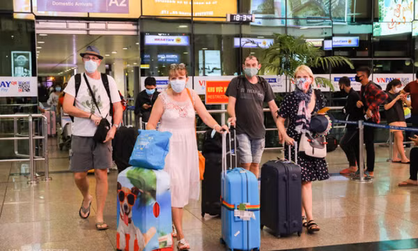 Bộ VH-TT-DL giữ quy định cởi mở với khách quốc tế