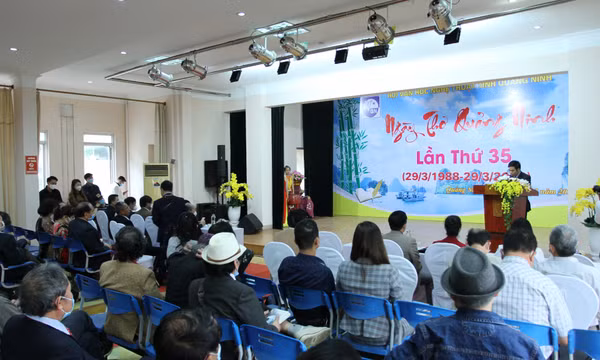 Hội VHNT tỉnh tổ chức Ngày Thơ Quảng Ninh lần thứ 35