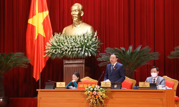 Phiên thảo luận tại hội trường: Sâu sát, thẳng thắn đi vào các vấn đề trọng tâm