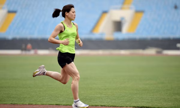 “Nữ hoàng chân đất” Phạm Thị Huệ giành suất tham dự SEA Games 