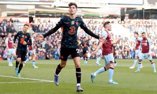 Sao Đức tỏa sáng, Chelsea đè bẹp Burnley trên sân khách