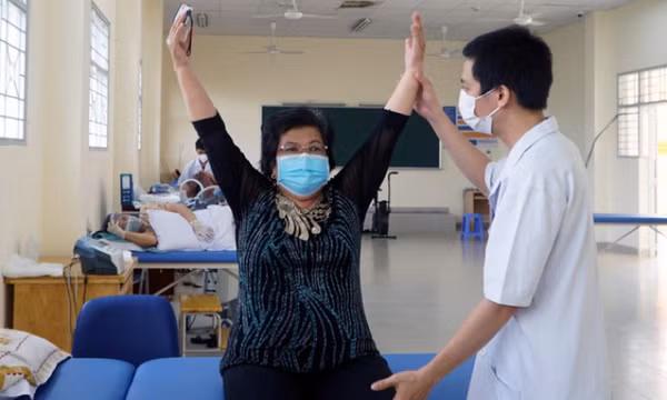 Khó thở, hụt hơi hậu COVID-19: 3 việc cần làm để cải thiện sức khoẻ