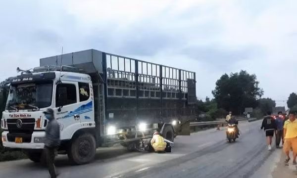 Nữ công an xã tử vong sau vụ tai nạn kinh hoàng ở Nghệ An