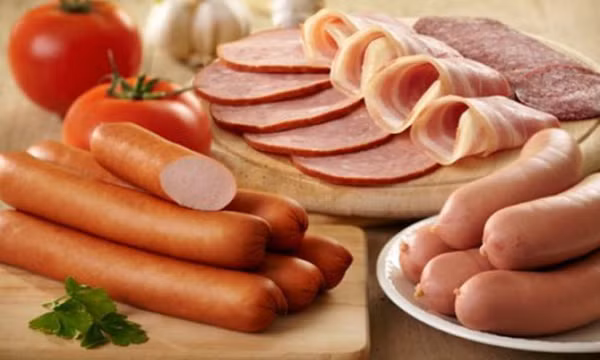 Tại sao ăn thịt chế biến sẵn gây nguy cơ ung thư?