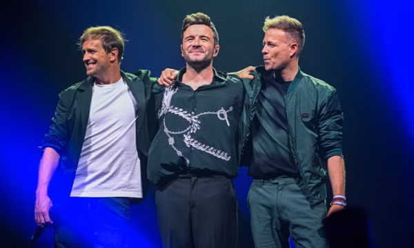 Westlife chiều fan