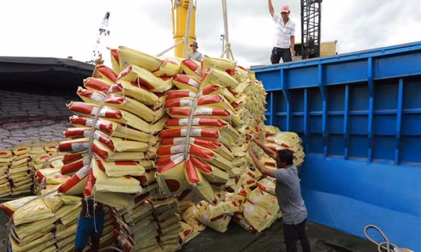 Doanh nghiệp ‘ngóng’ vốn và khung pháp lý cho ‘chuyển đổi xanh’
