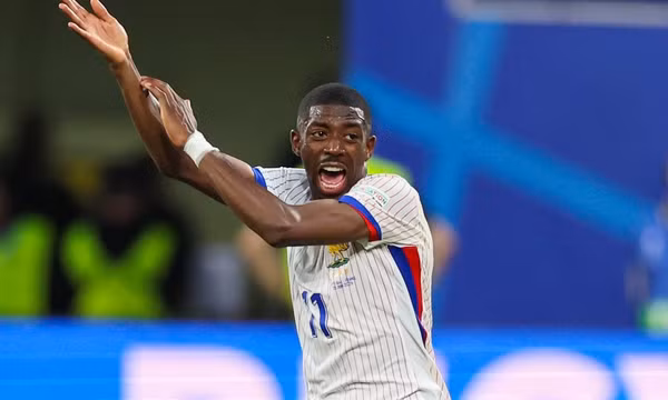 Pháp cân nhắc loại bỏ Dembele
