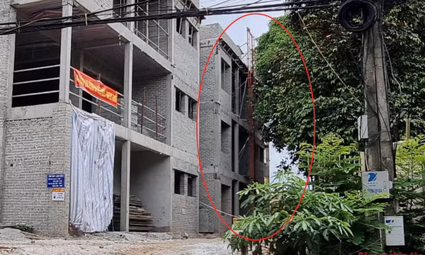 Hà Nội: Đứt cáp vận thang, 10 người thương vong