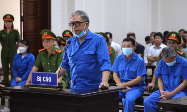 Ông Đỗ Hữu Ca được giảm 3 năm tù