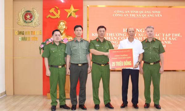 Khen thưởng đột xuất tập thể, cá nhân có thành tích trong phòng, chống tội phạm