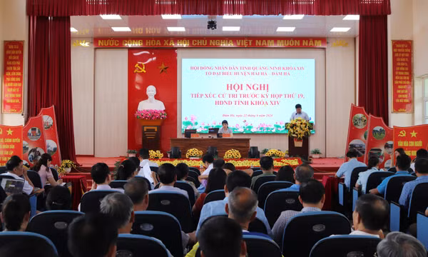 Đại biểu HĐND tỉnh Quảng Ninh khóa XIV tiếp xúc cử tri tại huyện Đầm Hà