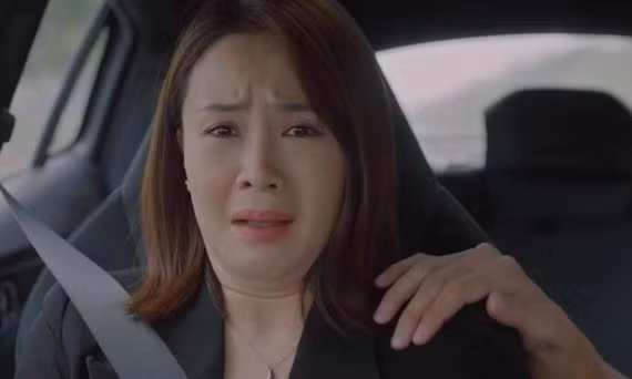 'Thấy Hồng Diễm là tắt tivi'