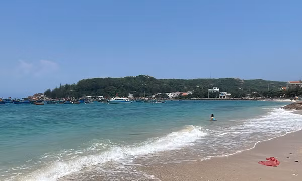 Một ngày khám phá đảo Nhơn Châu hoang sơ 