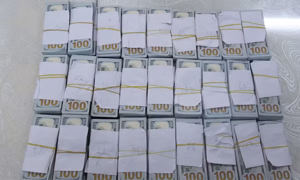 Bắt 3 đối tượng liên quan vụ vận chuyển trái phép trên 500.000 đô la
