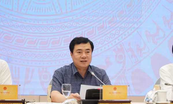 Thứ trưởng Bộ Công Thương nói về thời điểm tăng giá điện