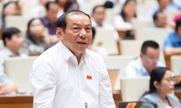 Đề xuất viên chức ngành nghệ thuật là công việc nặng nhọc để được về hưu sớm