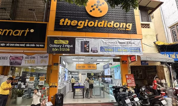 Truy tố nhân viên Thế giới Di động lừa bán điện thoại, chiếm đoạt gần 4 tỷ đồng