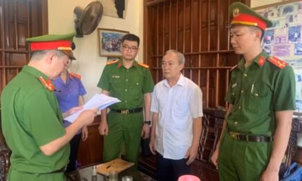 Bắt tạm giam nguyên Bí thư xã ở Thanh Hóa