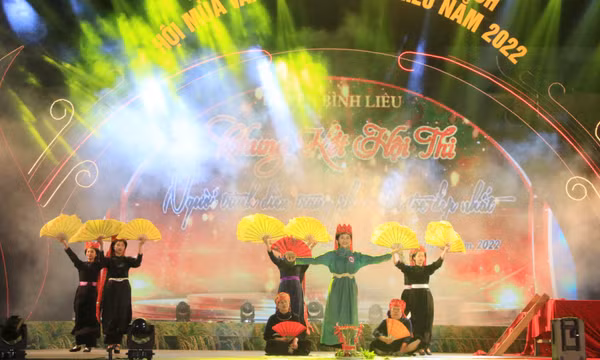 Để Then gắn với phát triển du lịch