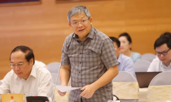 Thu giữ nhiều tiền, vàng, sổ đỏ trong vụ Phúc Sơn