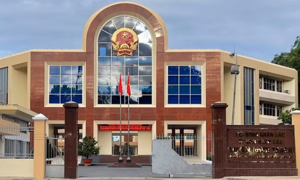 Cách chức Chủ tịch UBND huyện Nhơn Trạch sau vụ bị lừa gần 171 tỷ đồng