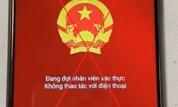 Nam thanh niên ở Hà Nội bị mất gần 300 triệu đồng do cài phần mềm Dịch vụ công giả mạo