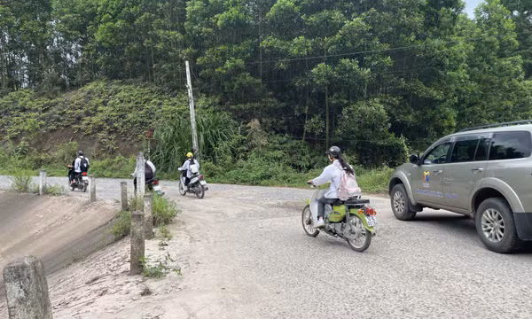 Cải tạo đường thôn xã Quảng Phong