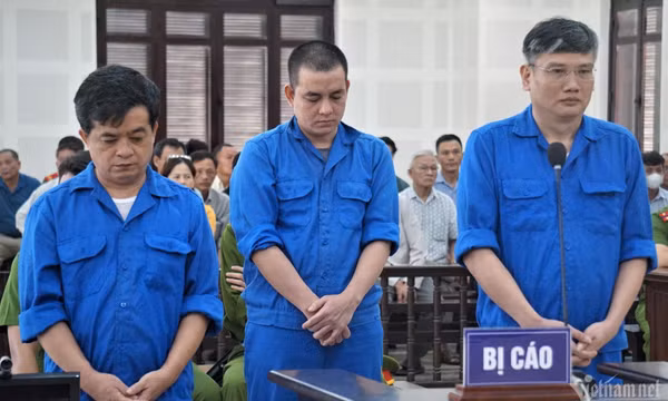 Xét xử giám đốc trung tâm đăng kiểm xe cơ giới ở Đà Nẵng nhận hối lộ