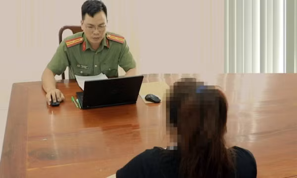 Bỏ phiếu bình chọn ca sĩ để kiếm tiền, một phụ nữ bị lừa mất hơn 2 tỉ đồng