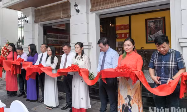 Ra mắt Không gian trưng bày, trải nghiệm và giới thiệu sản phẩm Báo Nhân Dân