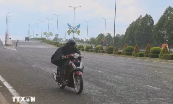 Thời tiết cuối tuần: Bắc Bộ chấm dứt nắng nóng, mưa dông xuất hiện trên cả nước