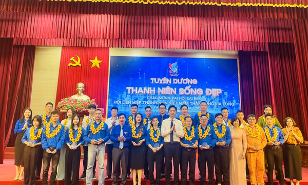 Hạ Long: Tuyên dương 24 “Thanh niên sống đẹp” 