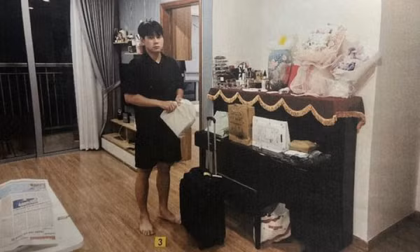 Nam tiếp viên hàng không trộm cắp túi hàng hiệu 627 triệu đồng của bạn gái rồi bán lại giá 260 triệu đồng