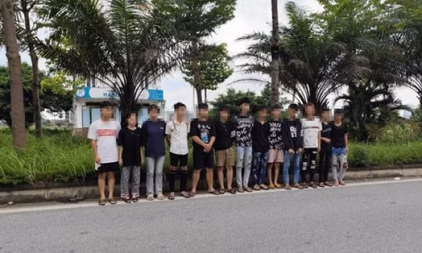 Nhóm trai làng đánh võng gây tai nạn nghiêm trọng cho người đi đường