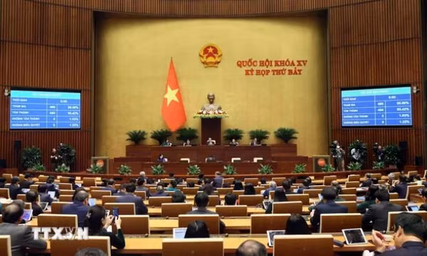 Khẩn trương triển khai hiệu quả luật, nghị quyết vừa được thông qua