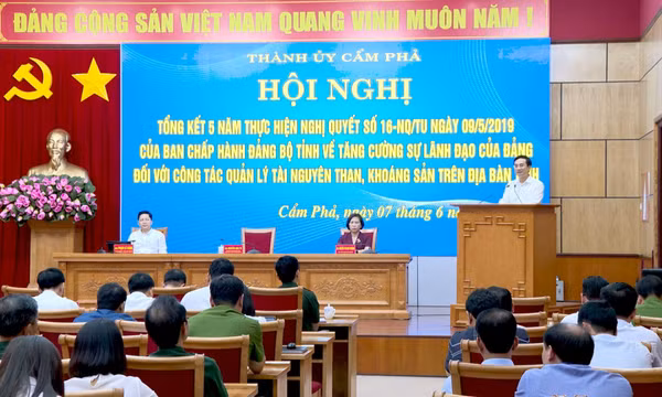 Cẩm Phả: Tổng kết 5 năm thực hiện Nghị quyết số 16-NQ/TU