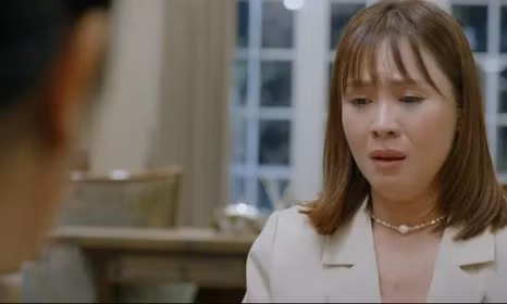 Thấy gì từ việc Hồng Diễm, Việt Anh liên tục bị chê?