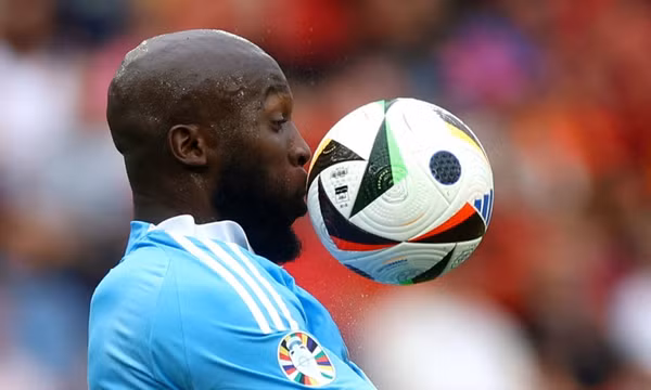 Choáng với Romelu Lukaku