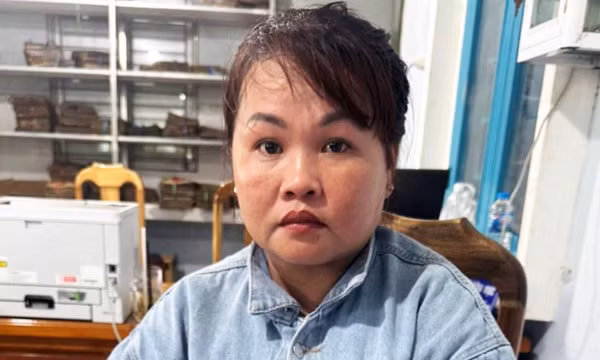 Bắt người phụ nữ có lệnh truy nã về tội “Đánh bạc”