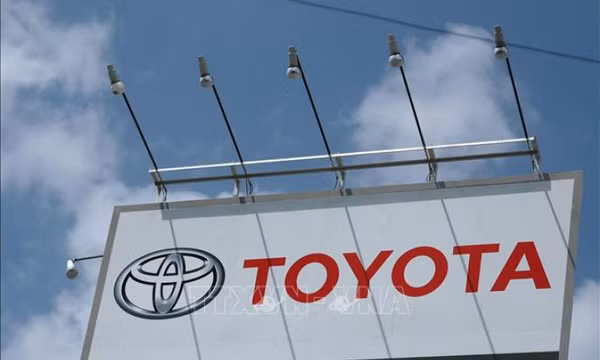 Toyota và Mazda tạm dừng sản xuất 5 mẫu xe