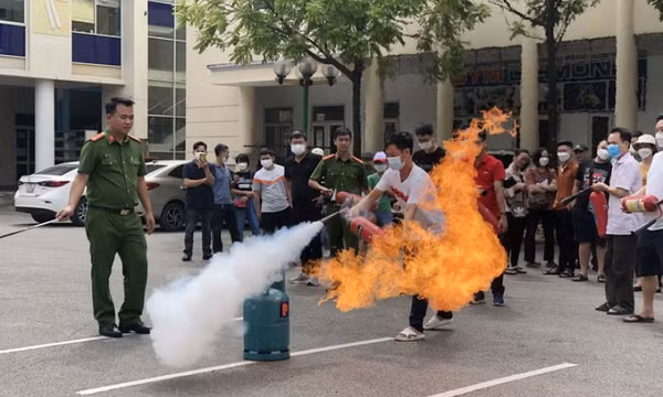 Tăng cường phòng cháy, chữa cháy đối với nhà ở nhiều tầng, nhiều căn hộ, nhà ở riêng lẻ kết hợp sản xuất, kinh doanh