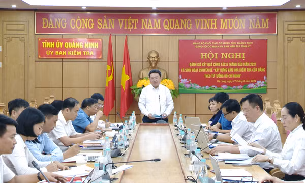 Đảng bộ Cơ quan UBKT Tỉnh ủy sinh hoạt chuyên đề về văn hóa kiểm tra Đảng